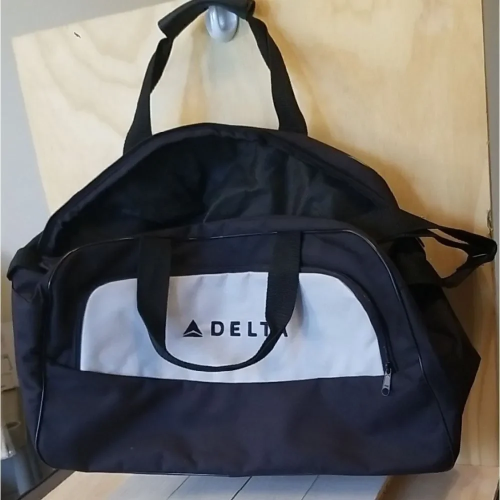 Delta Black and Gray Men's  Large Duffel Bag with Shoulder Strap